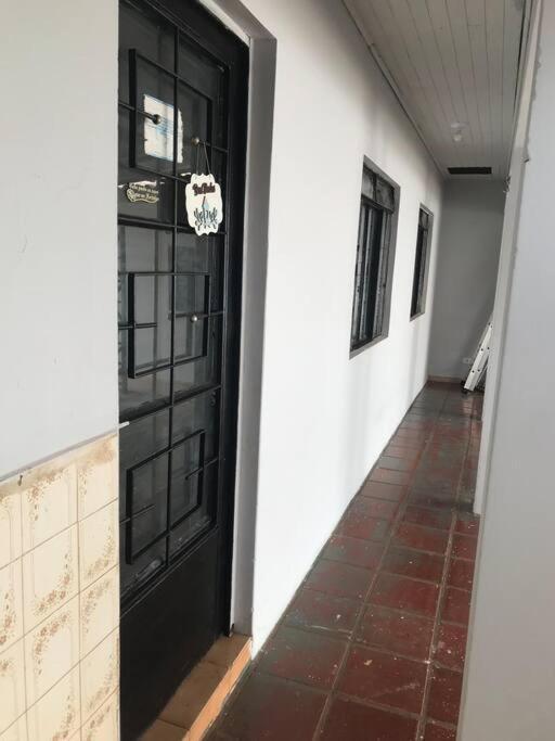 Casa Com 2 Quartos Agradaveis Com Ar Condicionado Foz do Iguaçu Dış mekan fotoğraf