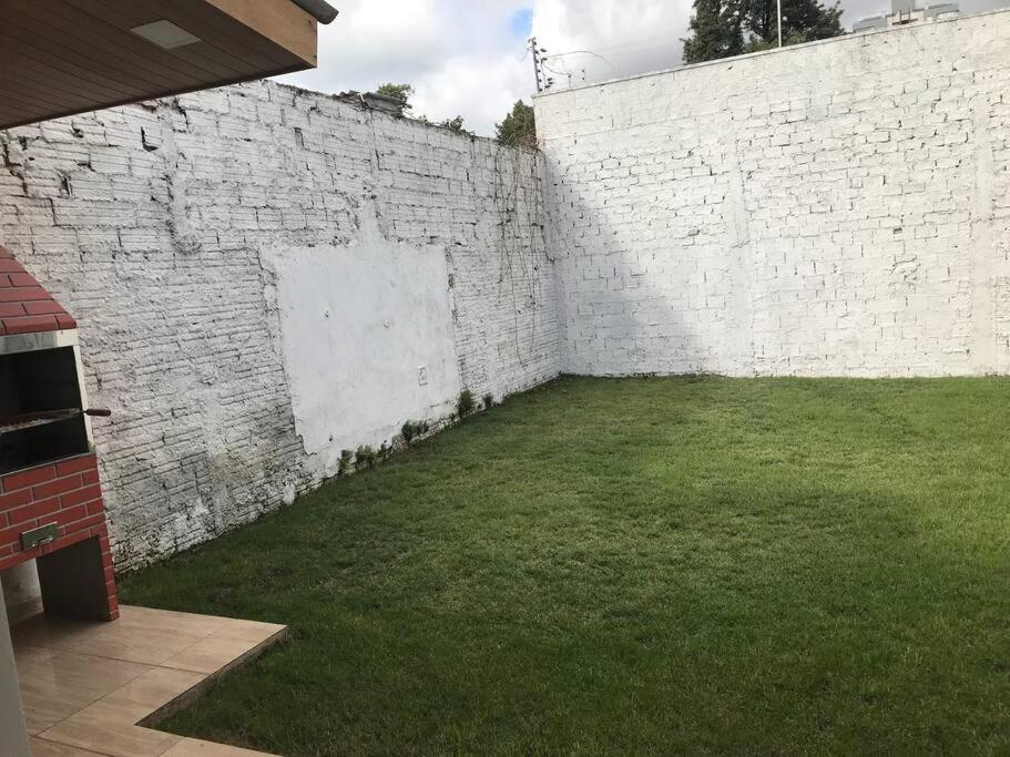 Casa Com 2 Quartos Agradaveis Com Ar Condicionado Foz do Iguaçu Dış mekan fotoğraf